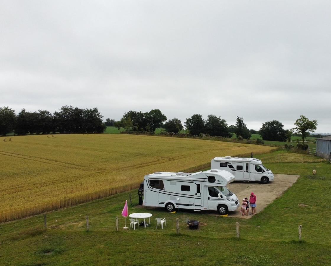 La Billardiere Camping A La Ferme Le Menil-Ciboult 외부 사진