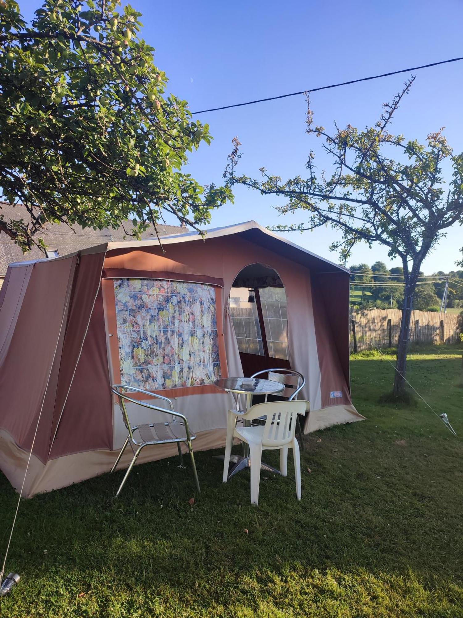 La Billardiere Camping A La Ferme Le Menil-Ciboult 외부 사진